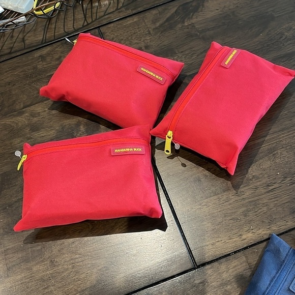 Mandarina Duck travel bags for 3 =>locked and zipped inflight travel Bags - Picture 3 of 7